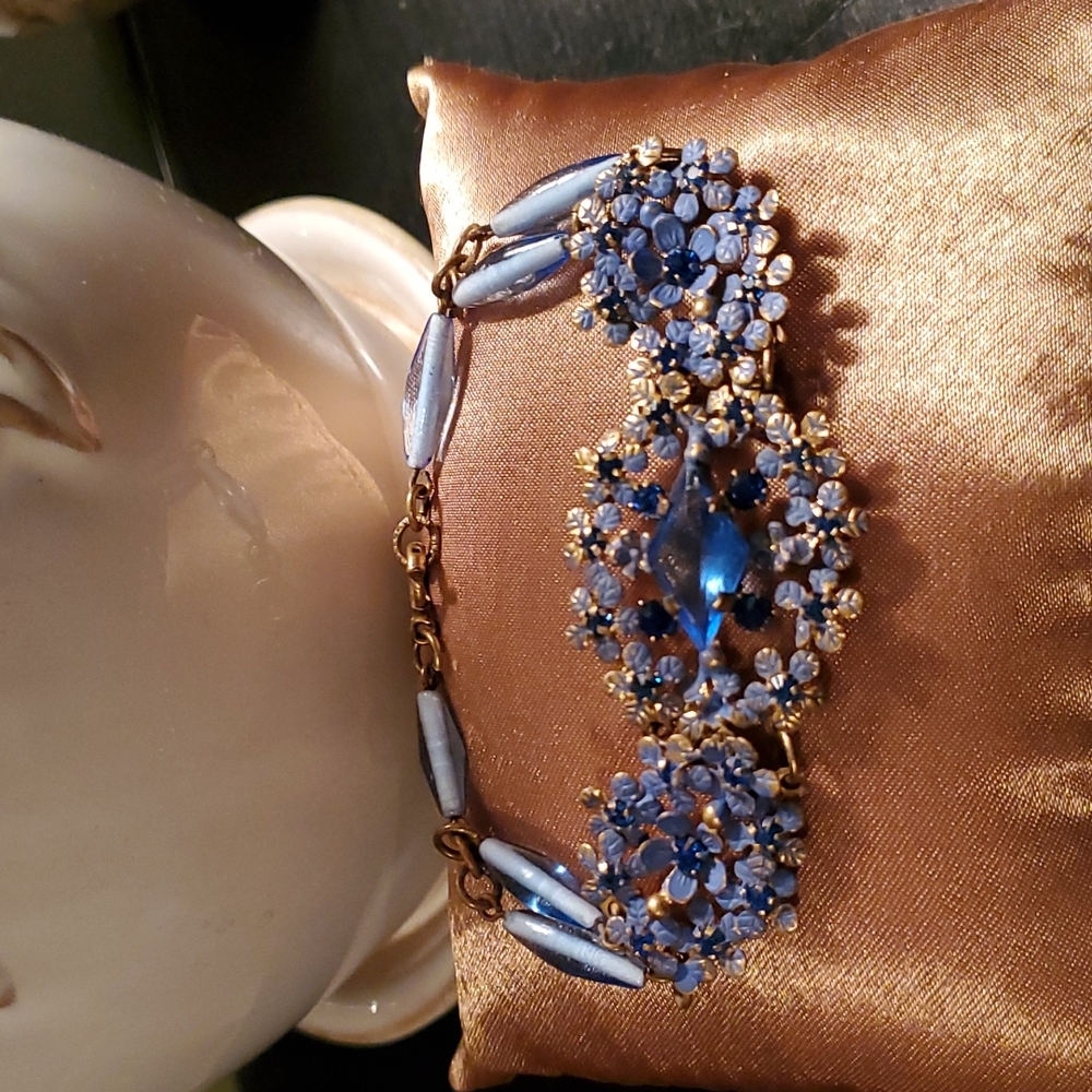 Georgious Vintage Bracelet